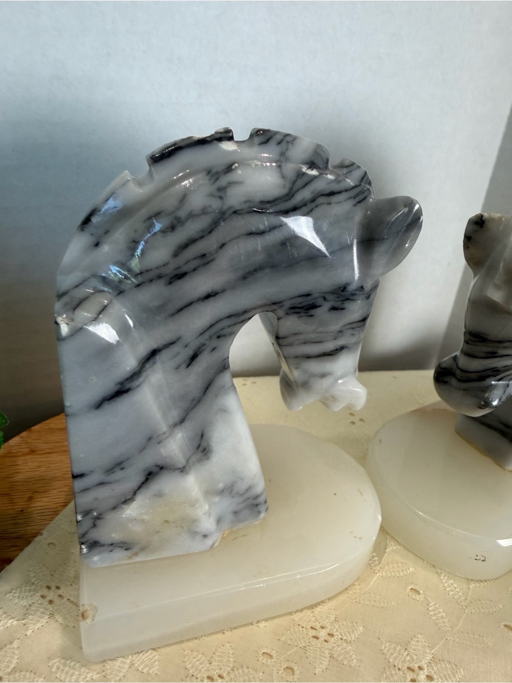 Vintage Marble Horse Head Bookends Black White Stone Heavy Set - Picture 8 of 8